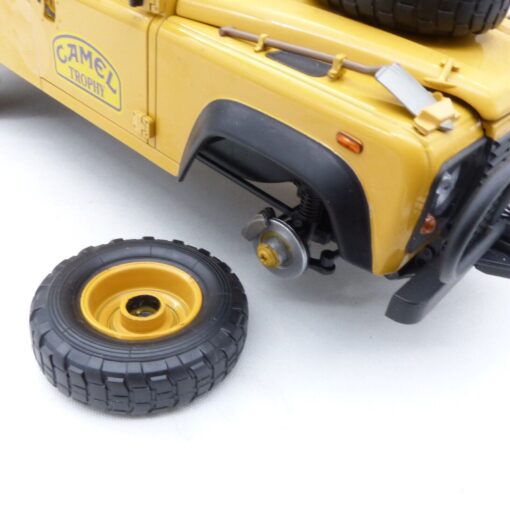 Almost Real 1:18 810311 Land Rover Defender 110 Camel Trophy 1985 in OVP EX5088 – Bild 8