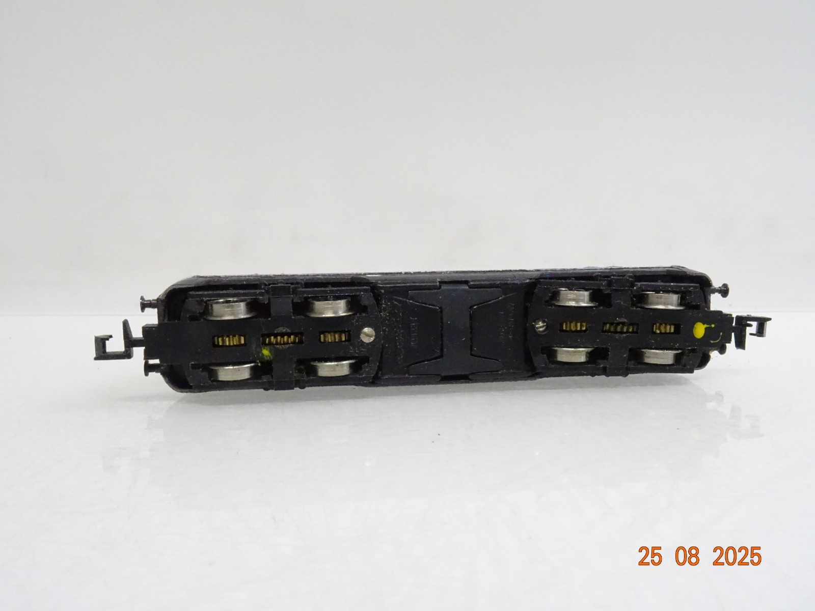 Arnold N 0202 Diesellok BR 220 103-6 der DB JL2615 o. – Bild 4