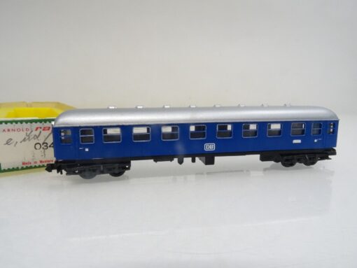 Arnold N 0342 Personenwagen der DB in OVP QR5203