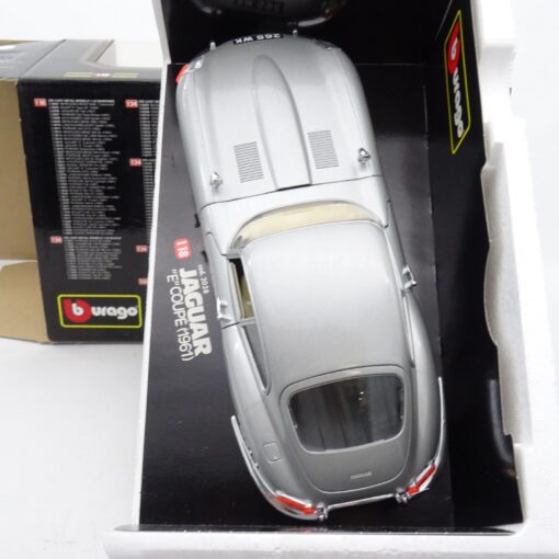 Bburago / Burago 1:18 3038 Jaguar E Coupé (1961) metallic in OVP EX6523 – Bild 4