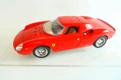 Bburago / Burago 1:18 Ferrari 250 Le Mans RR2015 o.