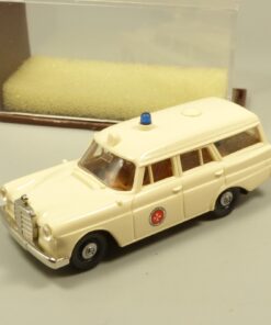 Brekina 1:87 1876 Mercedes Benz 190 Krankenwagen Johanniter in OVP EX6007