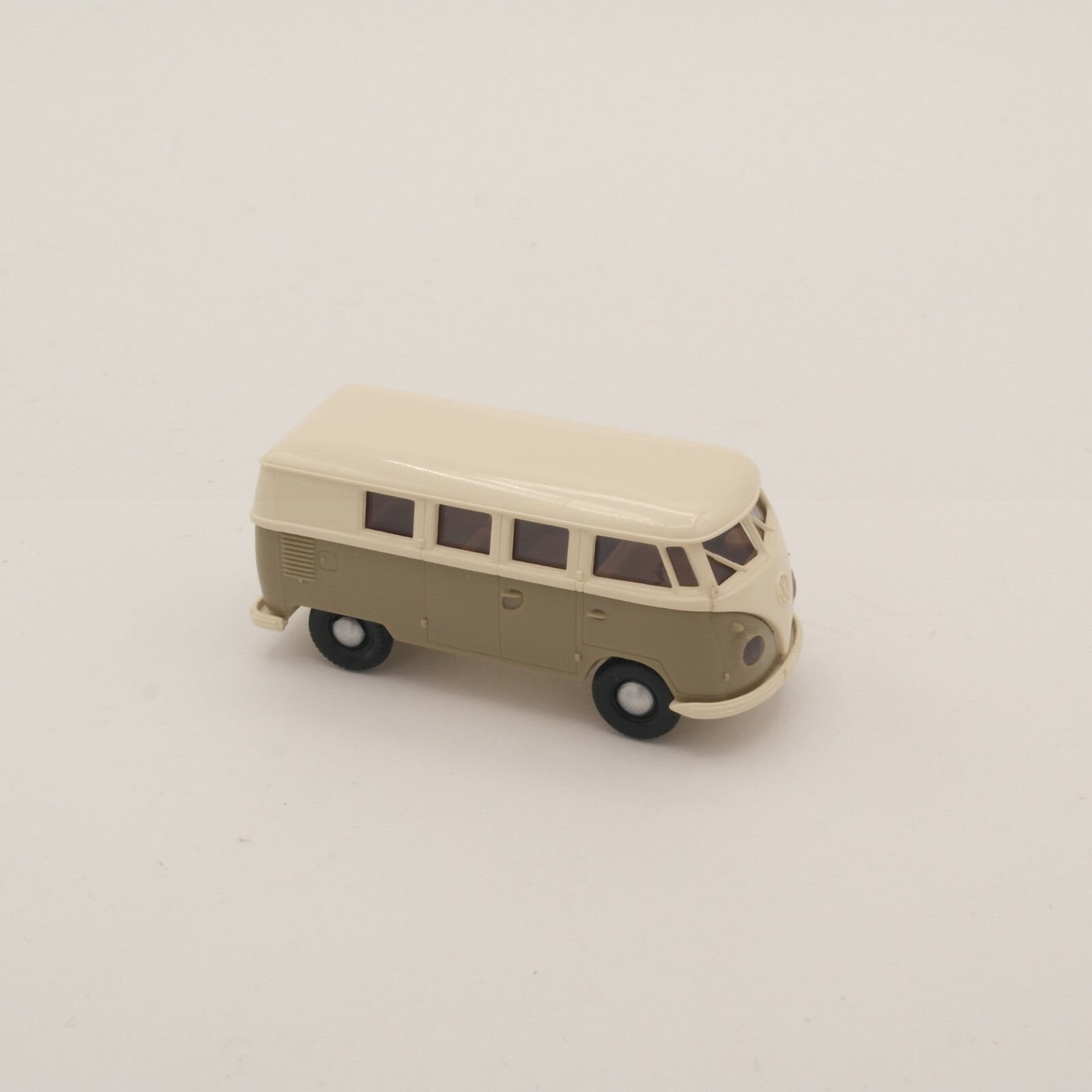 Brekina 1:87 3100 VW T1 Kombi grauweiss/silbergrau in OVP ER806