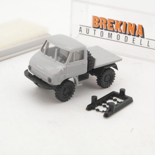 Brekina 1:87 39005 Unimog 411 Flachpritschenwagen in OVP RR2948