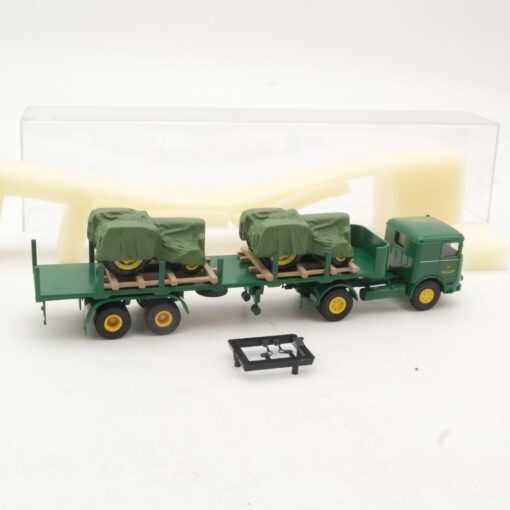 Brekina 1:87 Büssing LS 11 Rungen SaZu mit Ladung Lanz Bulldog in OVP RR3611 – Bild 3