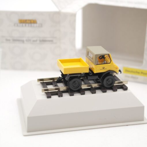 Brekina 1:87 Der Unimog 421 auf Schienen Deutsche Post in OVP QR8844 – Bild 3