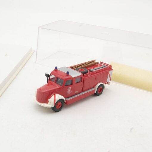 Brekina 1:87 Mercedes Benz TLF 16-2 Feuerwehr Frankfurt in OVP RR2736