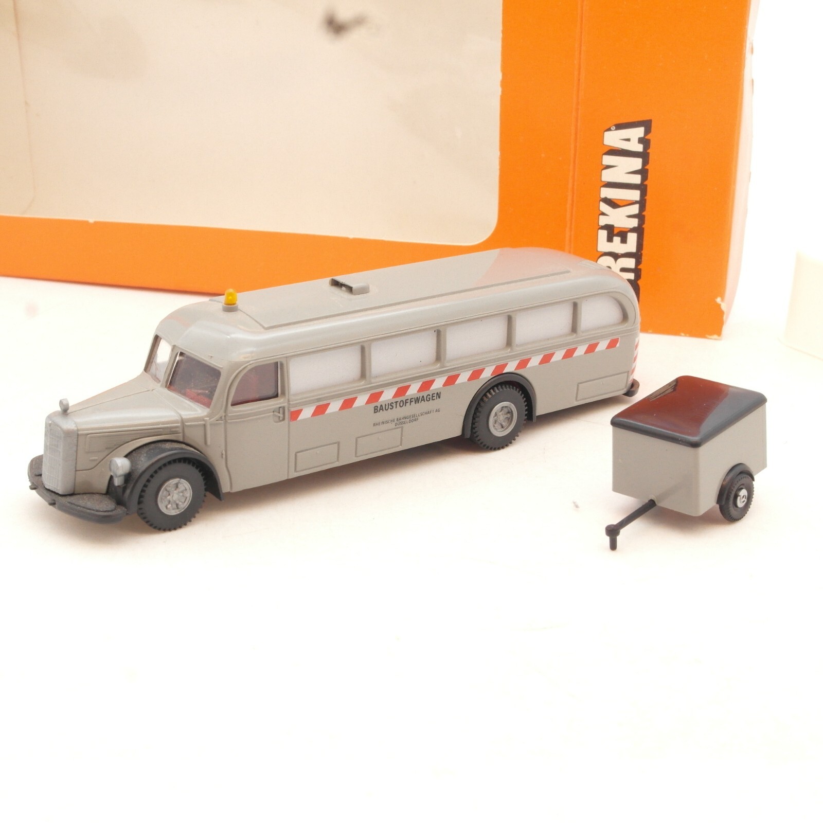 Brekina  1:87 Sonderserie MB Baustoffwagen mit Anhänger in OVP RF9681