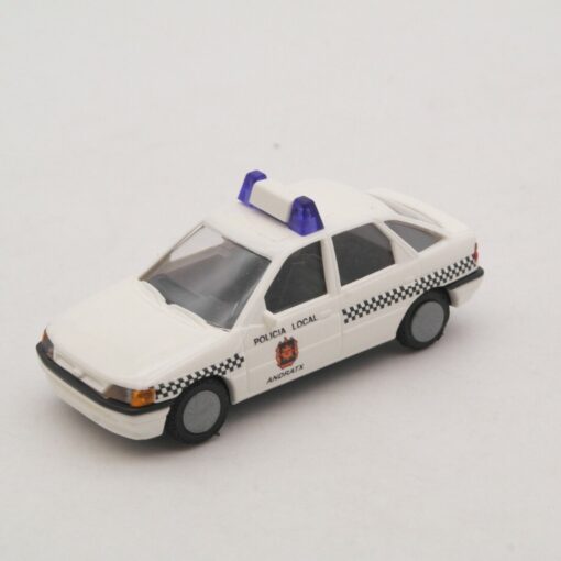 Busch 1:87 Schnäppchen ! Ford Eskort Polizei, siehe Bilder o. RI2776