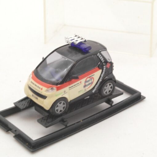 Busch 1:87 Smart City Coupé Herz Mobil DRK Einsatzfahrzeug in OVP RI4650