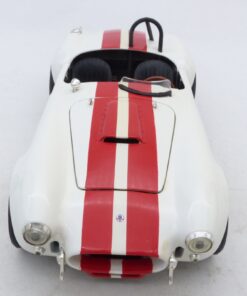 ERTL 1:18 Shelby Cobra 427 S/C weiß/rot in Tüte siehe Bilder o. EX8431