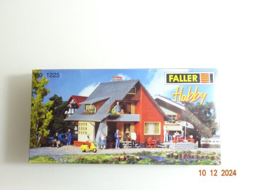 Faller H0 1225 Haus mit Balkon siehe Foto in OVP CK4759
