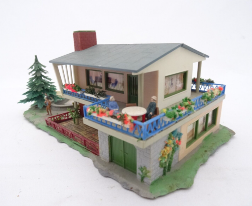 Faller H0 523 Wohnhaus mit Pool aus Anlagenrückbau, siehe Bilder RR90 o.