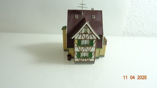 Fertigmodell H0 Wohnhaus aus Anlagenrückbau siehe Foto CK7452 o.