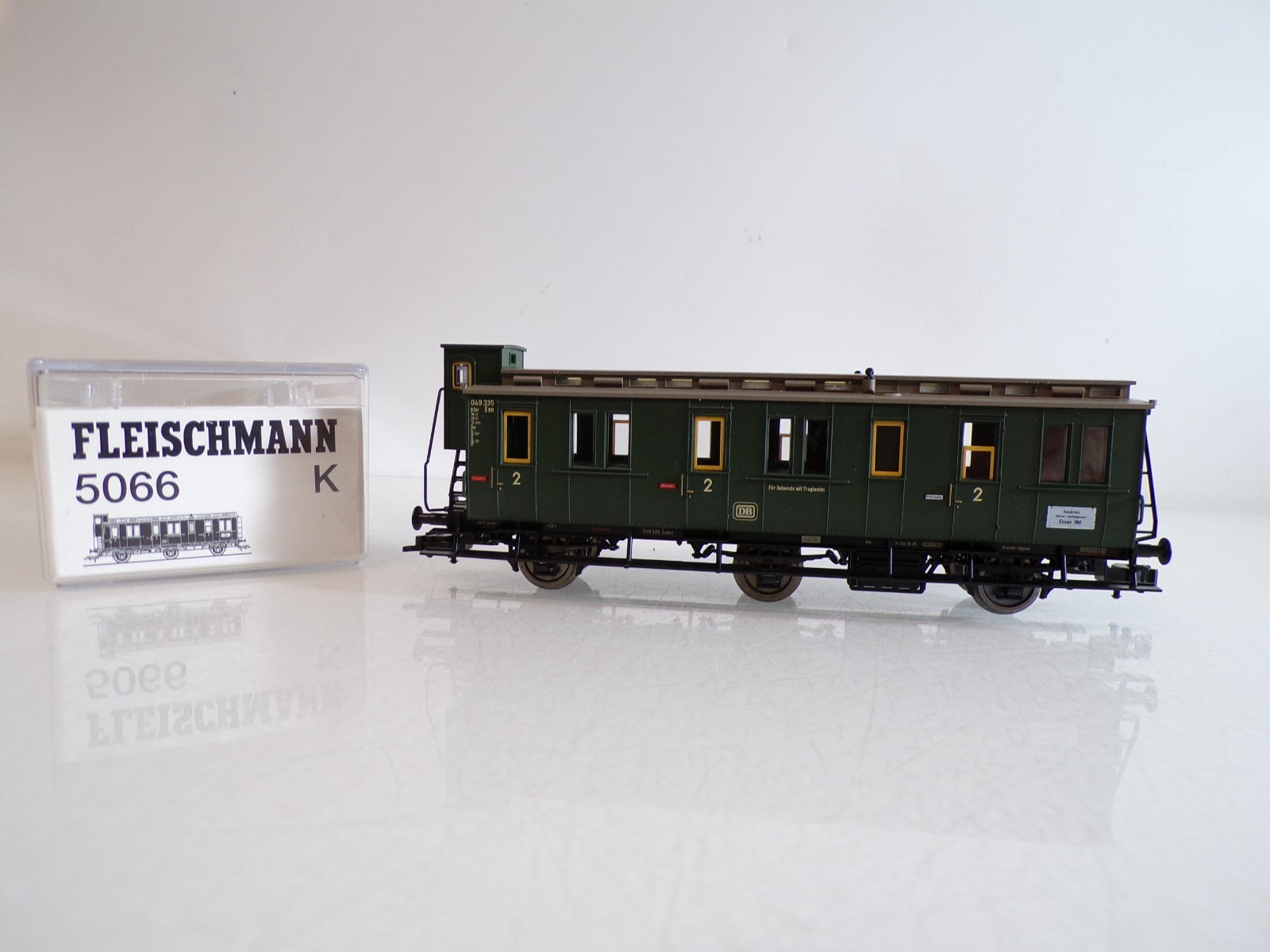 Fleischmann H0 5066 K Abteilwagen 2. Kl. mit Bremserhaus der DB in OVP BH1655