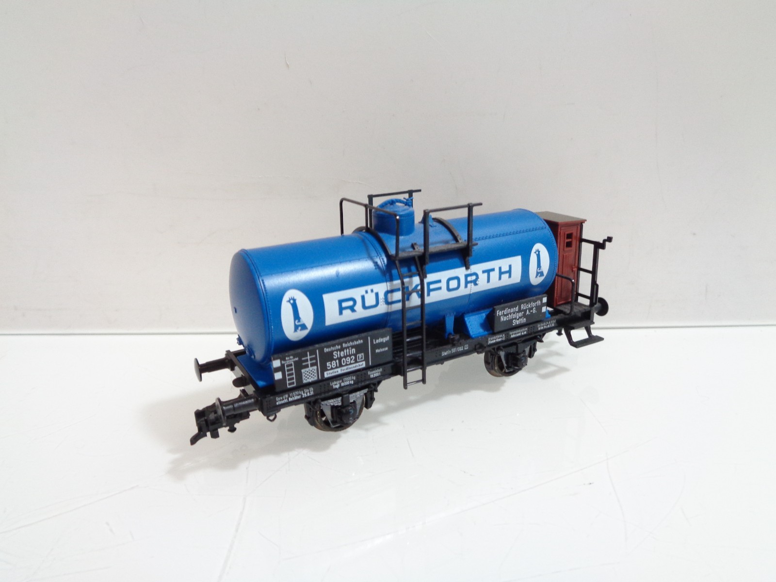 Fleischmann H0 AC Kesselwagen Rückforth der DR RR8604 o. – Bild 5