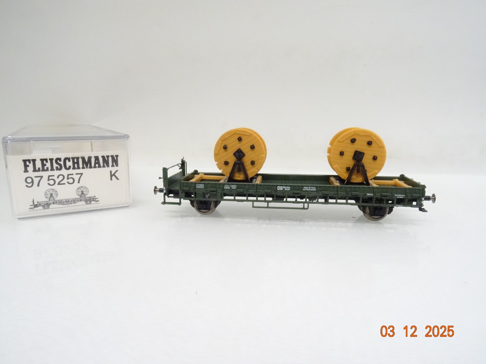 Fleischmann H0 K 975257 AC Niederbordwagen m. Kabeltrommeln der DB in OVP BH1629