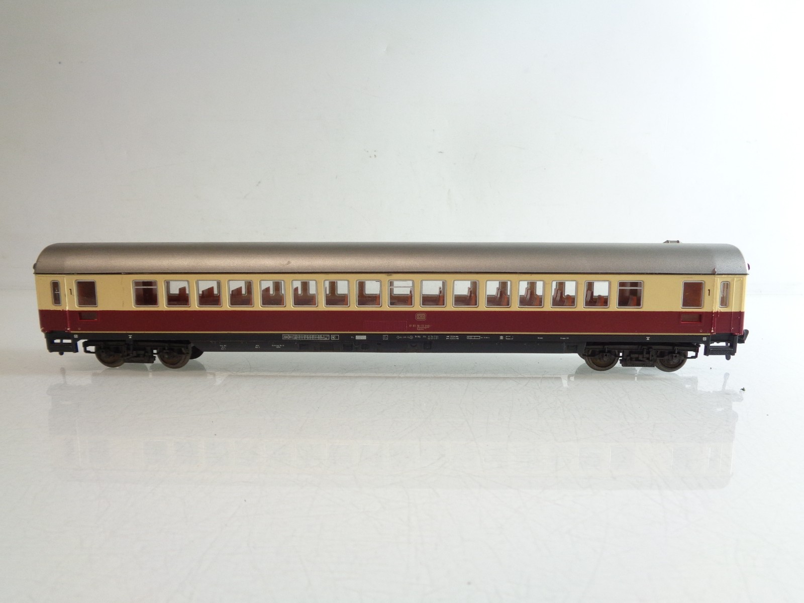 Fleischmann H0 TEE Personenwagen 1. Kl. der DB BH598 o.