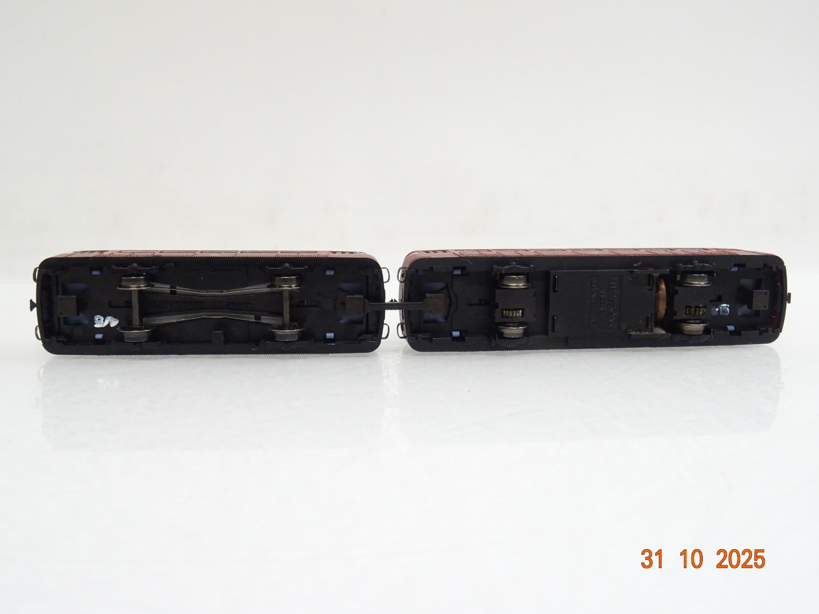 Fleischmann N 7400 + 7401 Schienenbus mit Beiwagen der DB JL3981 o. – Bild 4