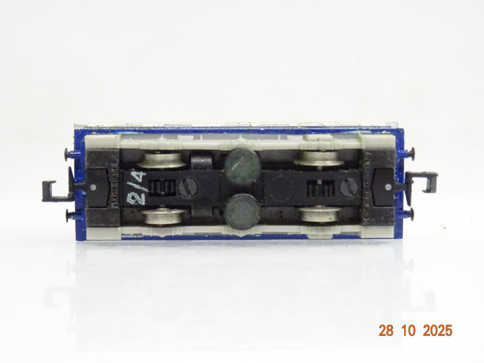 Fleischmann N 7969 Schienenreinigungslok ELB 215 Defekt JL3867 o. – Bild 4