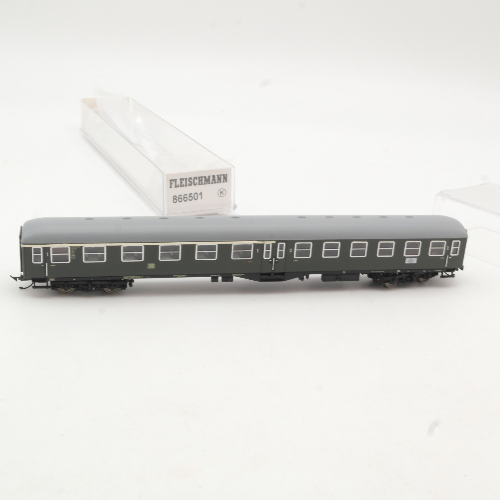 Fleischmann N 8665 01 Mitteleinstiegswagen 1./2. Klasse der DB in OVP RR5356 – Bild 3
