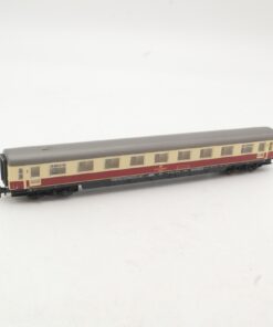 Fleischmann N Personenwagen 1. Klasse 61 8019-80 131-8 der DB RR4764 o.