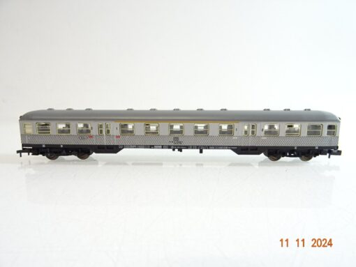 Fleischmann N Personenwagen 1./2. Kl. Silberling der DB PR37968 o. – Bild 3