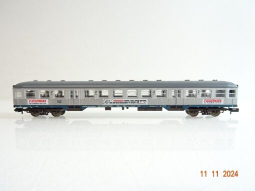 Fleischmann N Personenwagen Silberling 2.Kl. der DB PR3822 o. – Bild 3