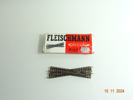 Fleischmann Piccolo 9162 Spur N Kreuzung 15° li. siehe Foto in OVP CK4054