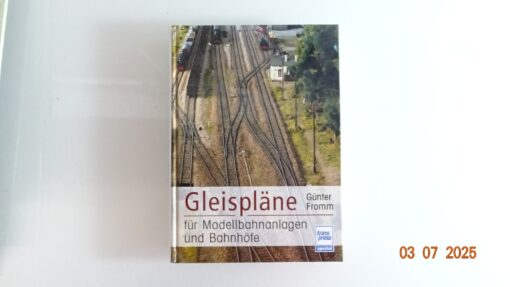 Gleispläne für Modellbahnanlagen u. Bahnhöfe siehe Foto CK9279 o.