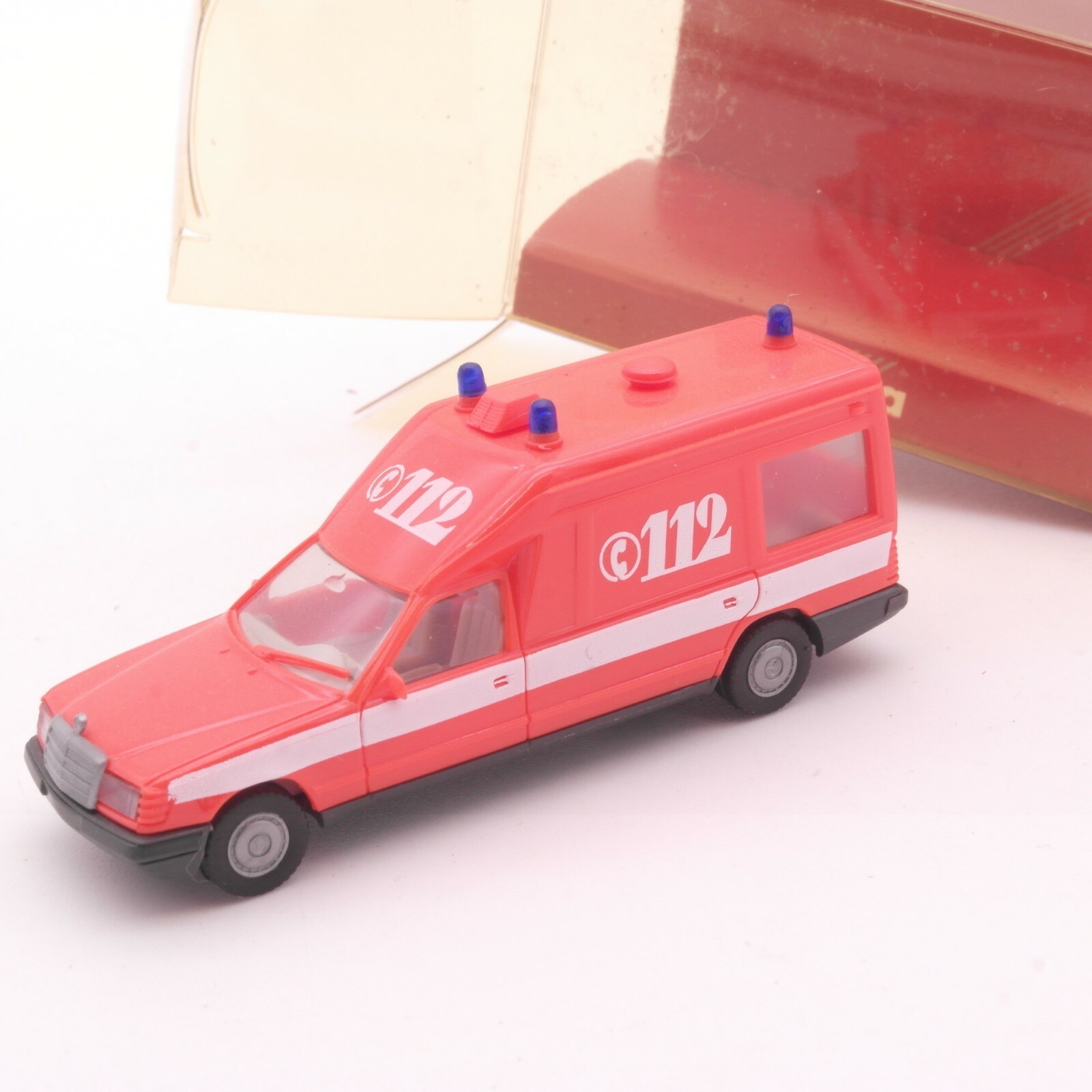 Herpa 1:87 4113 Mercedes-Benz Miesen Bonna 124 L Feuerwehr in OVP RT6745