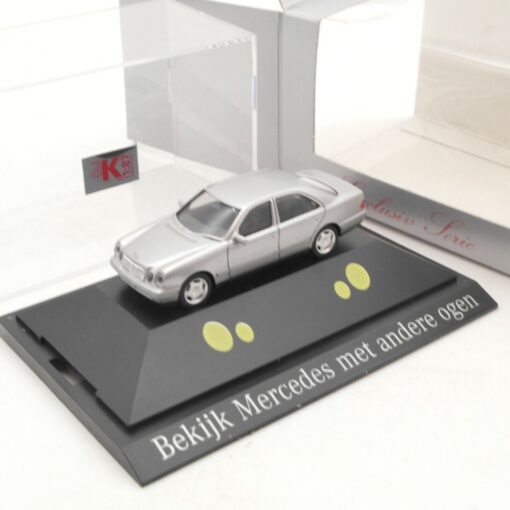 Herpa 1:87 Bekijk Mercedes E- Klasse met ander ogen in OVP RA1370