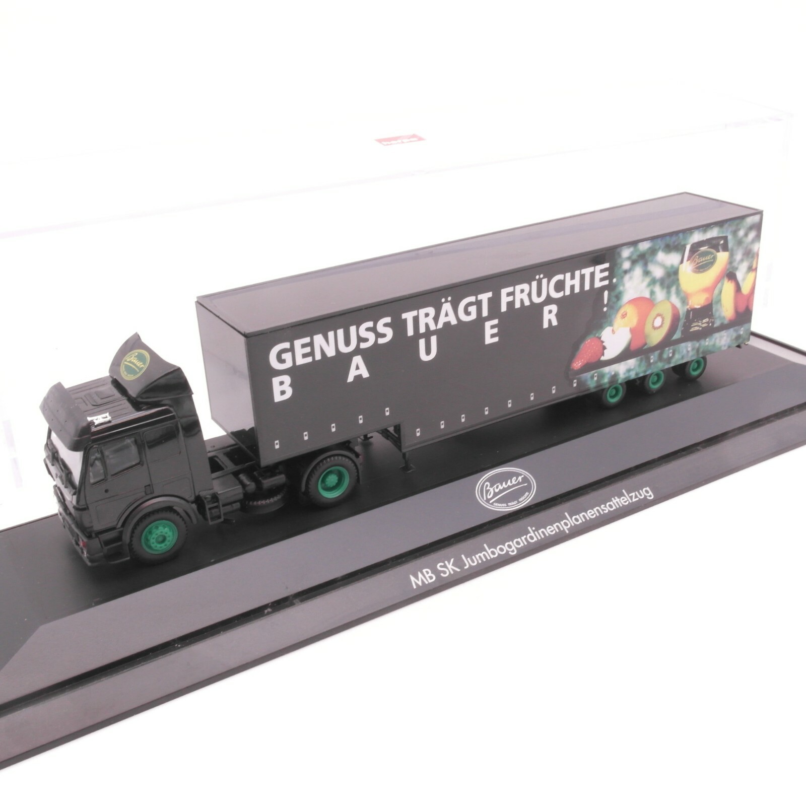 Herpa 1:87 MB SK Jumbogardinenplanensattelzug Genuss in PC Box RT8525