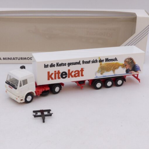 Herpa 1:87 Mercedes Benz SK Sattelzug kitekat, in EVP EB7576