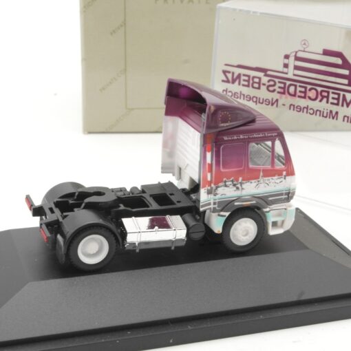 Herpa 1:87 Mercedes Benz Zugmaschine Edition 1 in OVP QR5862 – Bild 3
