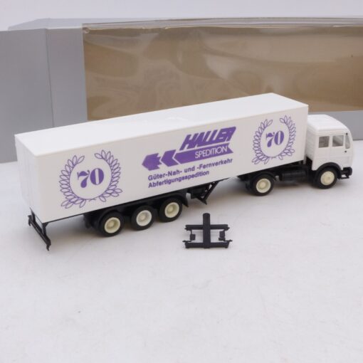 Herpa / Albedo 1:87 MB NG Sattelzug 70 Jahre Haller Spedition, in EVP EB7263 – Bild 3