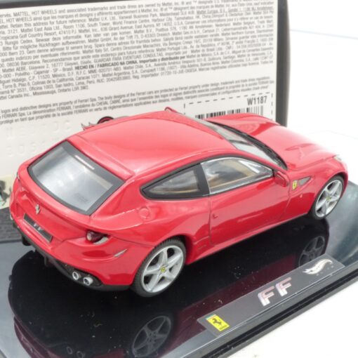 Hot Wheels 1:43 W1187 Ferrari FF rot in OVP EX7836 – Bild 3