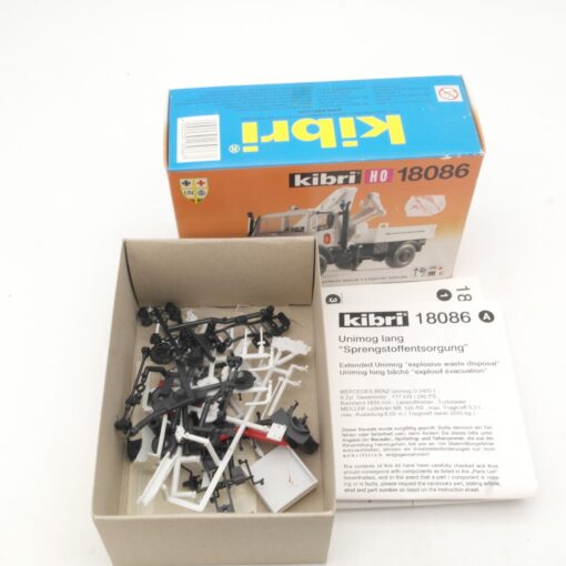 Kibri H0 18086 MB Unimog 2450L Sprengstoff Entsorgung in OVP RR3181 – Bild 3