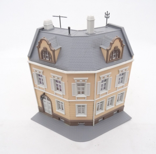 Kibri H0 Stadthaus Eckhaus aus Anlagenrückbau, siehe Bilder RR97 o.