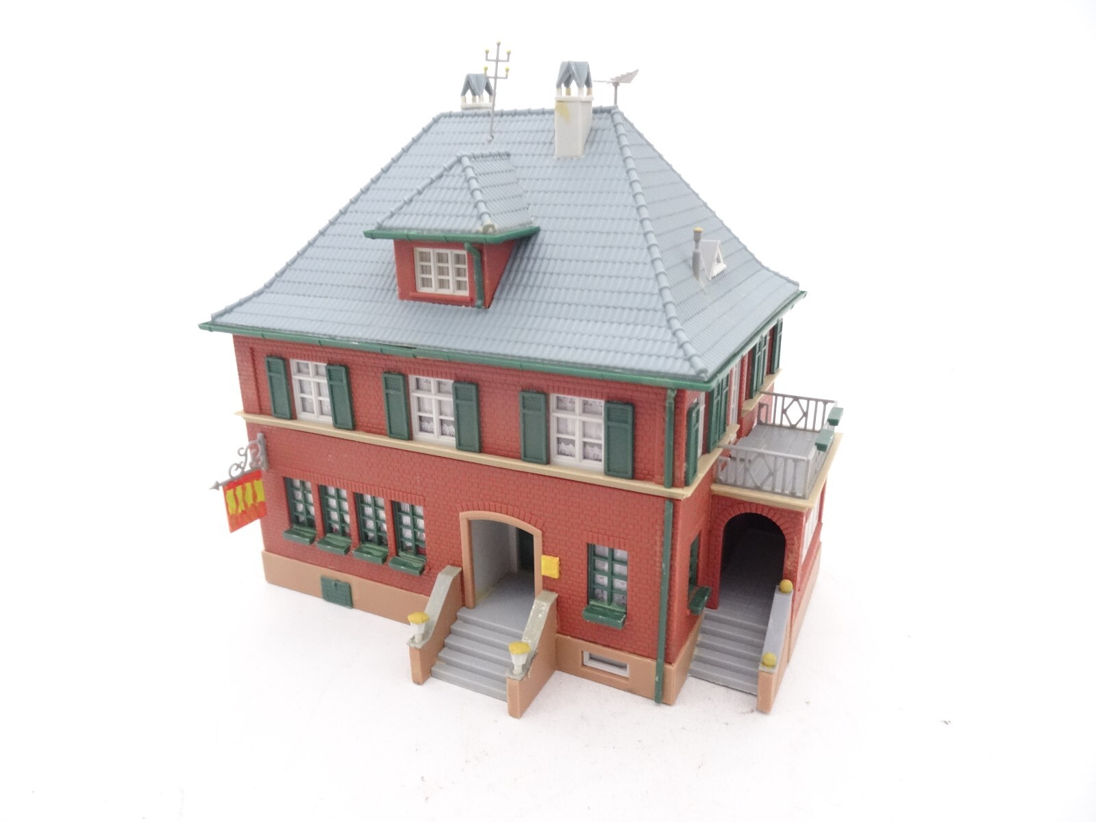 Kibri H0 Wohnhaus ca. 15×11 cm aus Anlagenrückbau, siehe Foto RR1280 o.