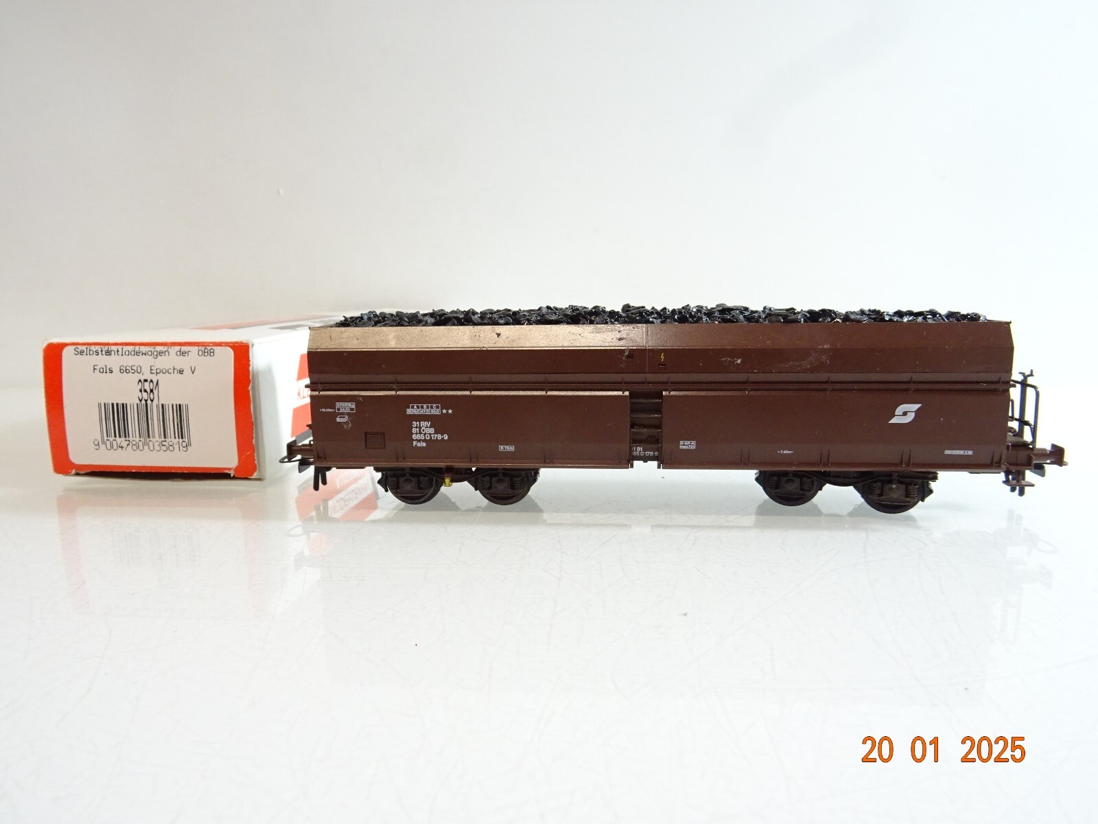 Klein Modellbahn H0 3581 AC Hochbordwagen mit Koksladung der ÖBB in OVP PR5401