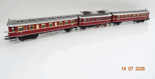 Kleinserie H0 Triebwagenzug 3tlg. ET 87 der DB Metallmodell JL1460 o. – Bild 3