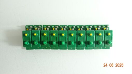 Konvolut Trix Express Weichen und Signalschalter 10tlg. siehe Foto CK8970 o.