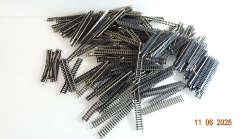 Konvolut Trix Spur N Gleis ca. 170tlg. siehe Foto CK8770 o.