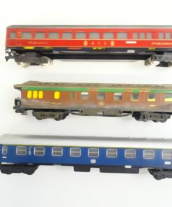 Konvout H0 Schnäppchen Personenwagen verschiede Hersteller, siehe Foto RR2374 o.