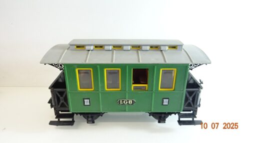 LGB Spur G 3010 Personenwagen 3. Klasse mit Beleuchtung siehe Foto CK9555 o.