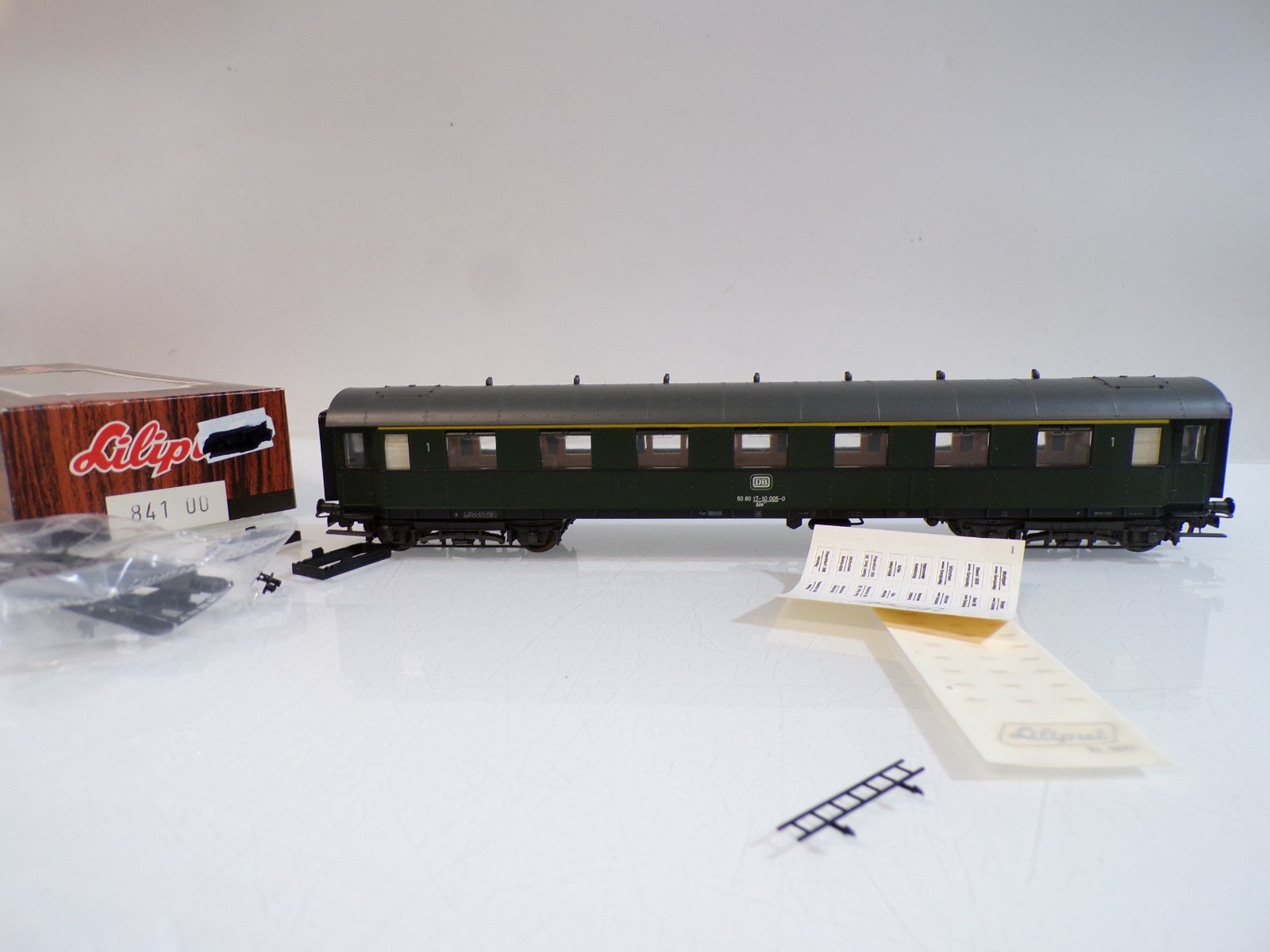 Liliput H0 84100 Personenwagen 1.Kl. der DB in OVP BH2053