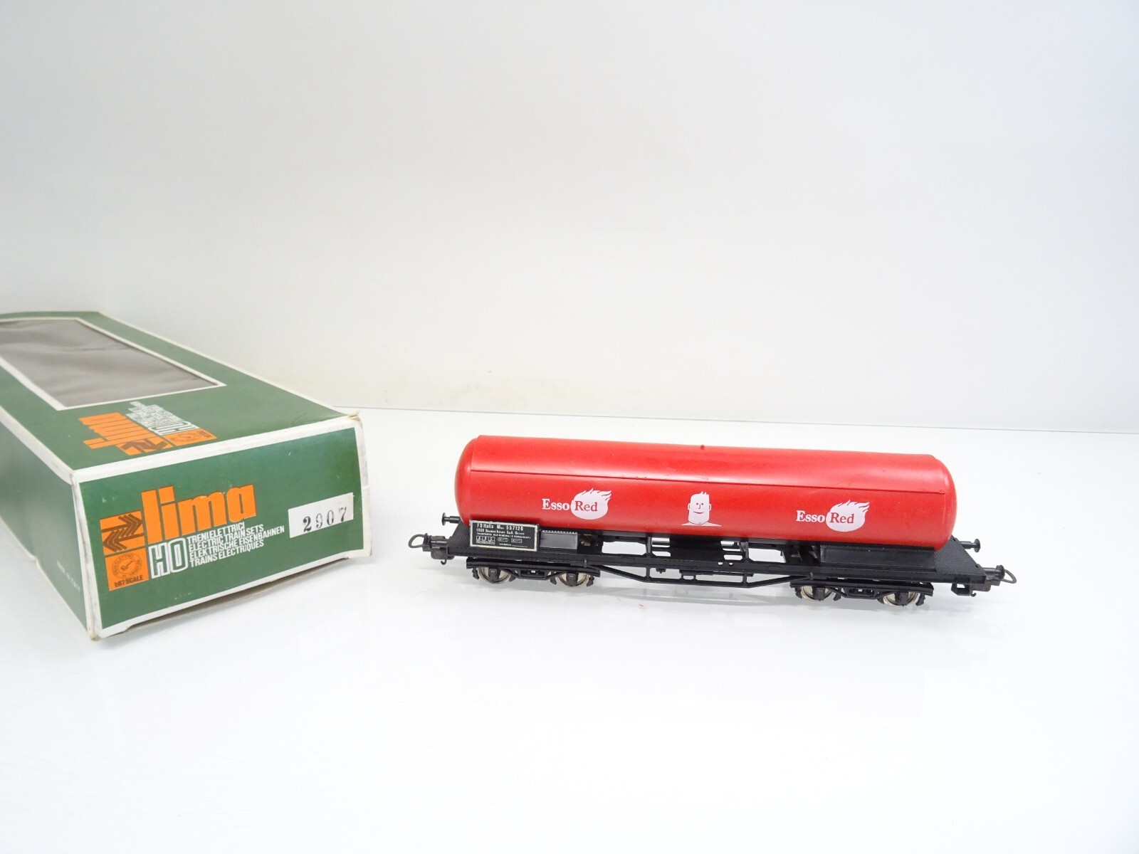Lima H0 2907 Güterwagen Kesselwagen Esso Red in OVP F926