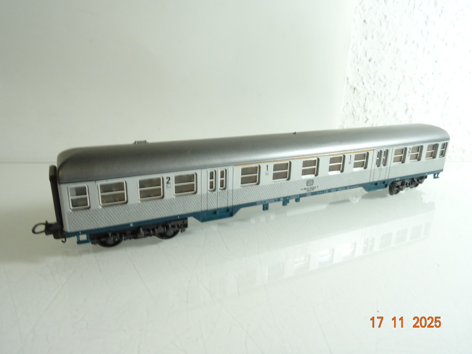 Lima H0 Personenwagen 1./2. Klasse 50 80 31-53045-6 der DB RR4650 o. – Bild 3