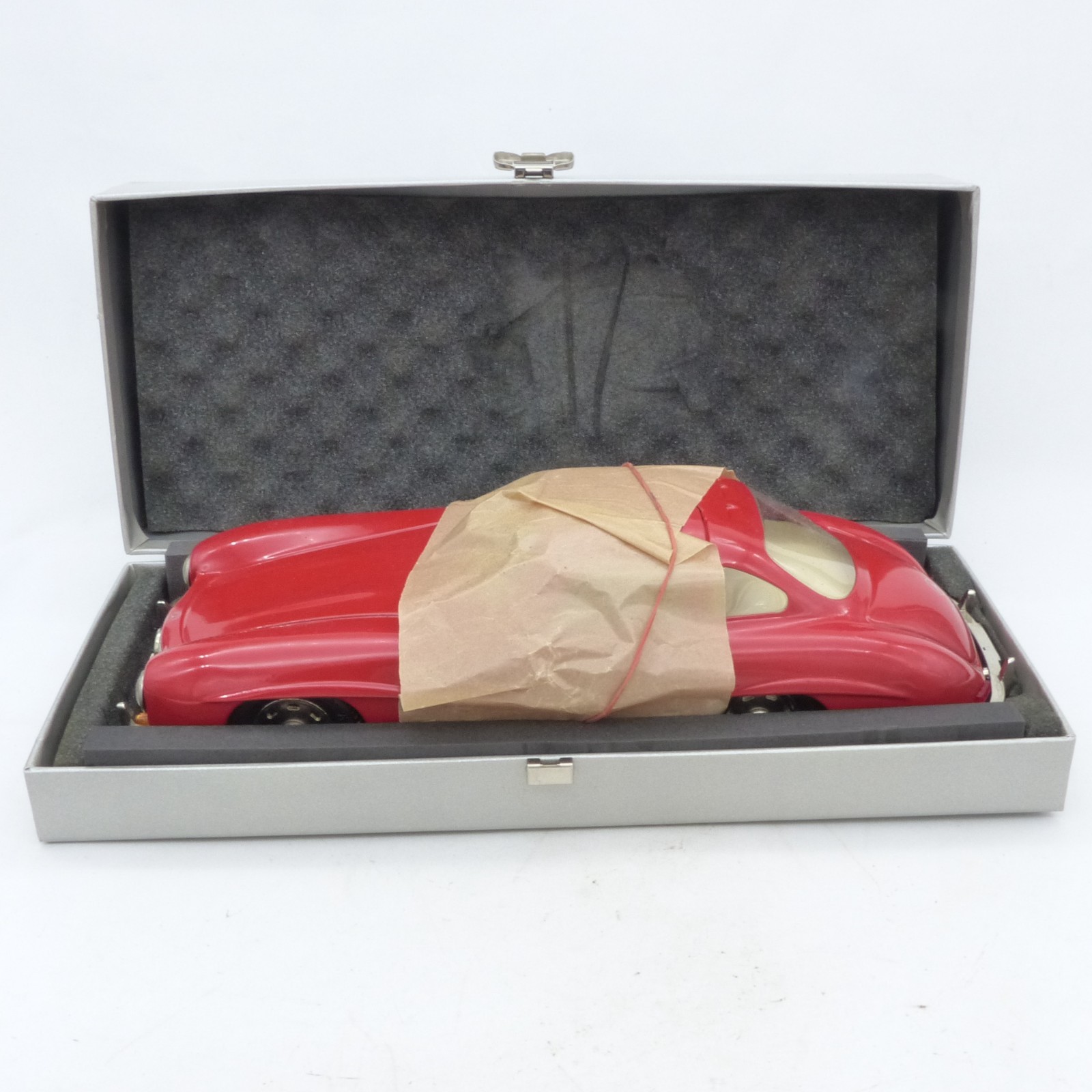 Märklin 1:16 1992 Mercedes-Benz 300 SL rot in OVP EX8285 – Bild 8